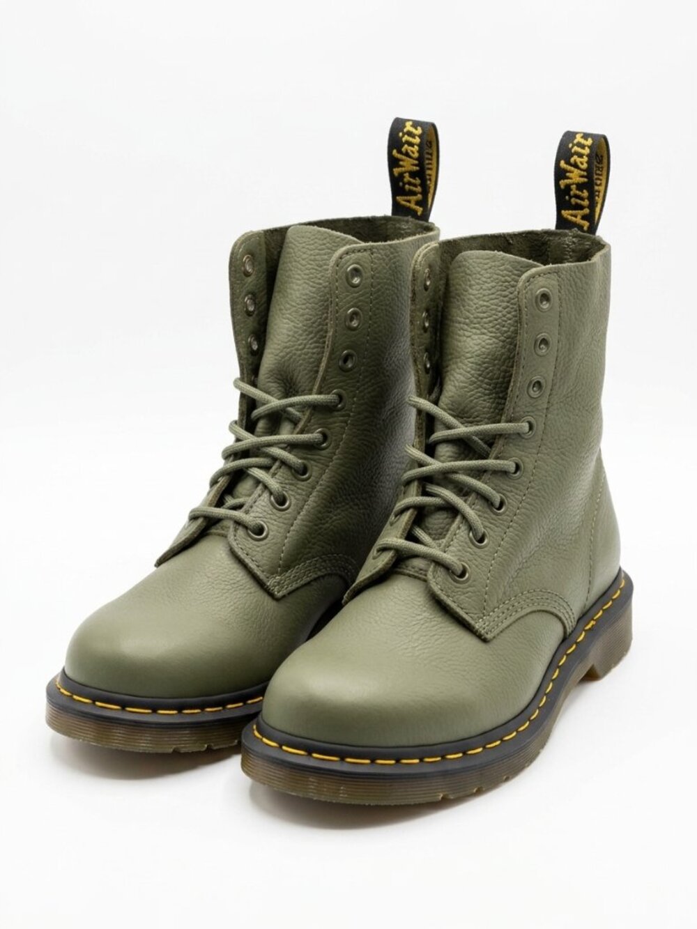 NWOT Dr. Martens Women's 1460 Pascal Virginia Leather Boots in Khaki 8M/9W